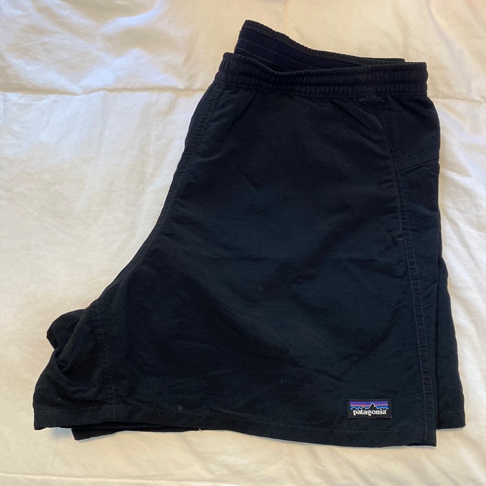 Patagonia black womens baggie shorts medium